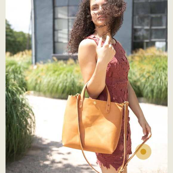 Women's toto/purse all leather shoulder/double handles by Burgundy - Picture 1 of 14
